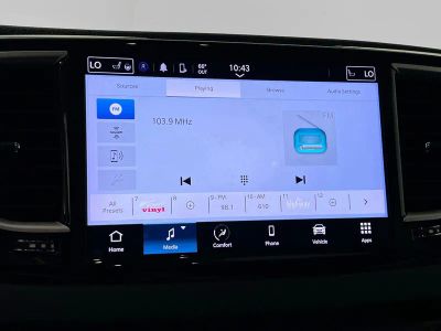 2023 Chrysler Pacifica — photo 24 view