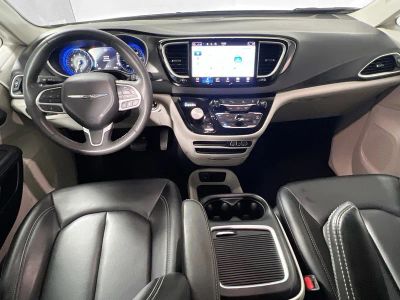2023 Chrysler Pacifica — photo 26 view