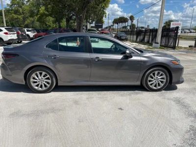 2024 Toyota Camry — photo 18 view
