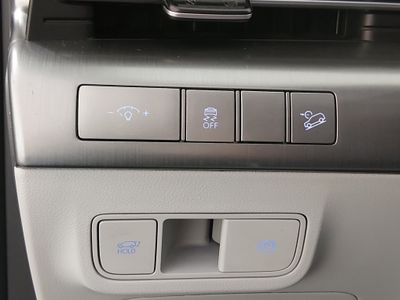2024 Hyundai Kona — photo 13 view