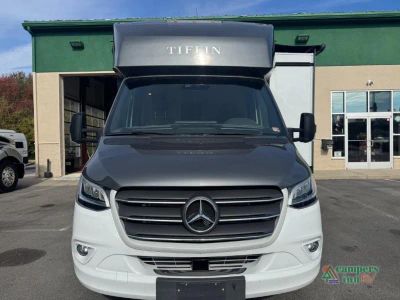 2023 Tiffin Motorhomes Wayfarer — detail view