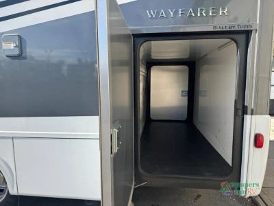 2023 Tiffin Motorhomes Wayfarer — photo 14 view
