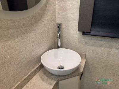 2023 Tiffin Motorhomes Wayfarer — photo 33 view