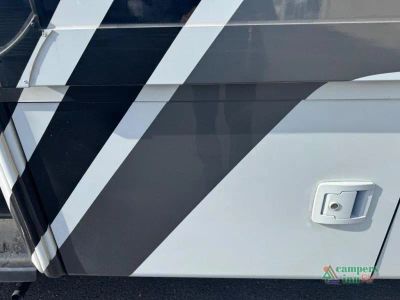 2023 Tiffin Motorhomes Wayfarer — photo 12 view