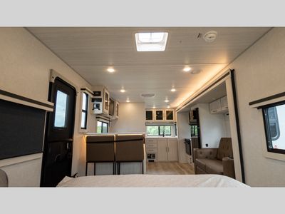 2025 Forest River RV Surveyor Legend - Photo 17