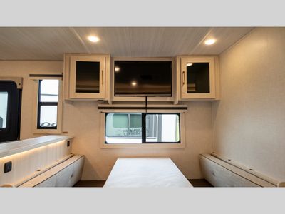 2025 Forest River RV Surveyor Legend - Photo 31