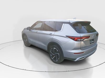 2024 Mitsubishi Outlander - Photo 5
