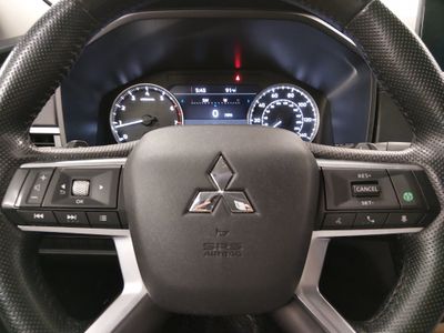 2024 Mitsubishi Outlander - Photo 12