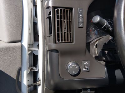 2022 Chevrolet Express Cargo Van - Photo 13