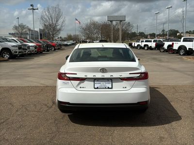 2025 Toyota Camry - Photo 6
