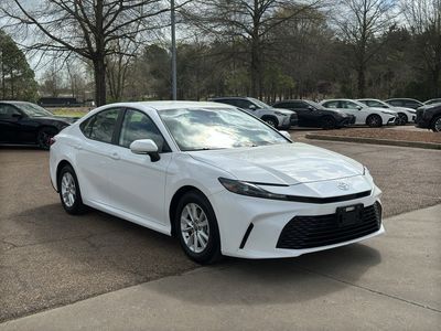 2025 Toyota Camry - Photo 1