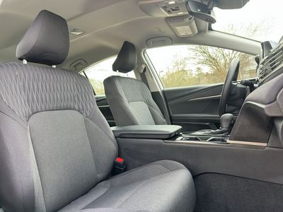 2025 Toyota Camry - Photo 30