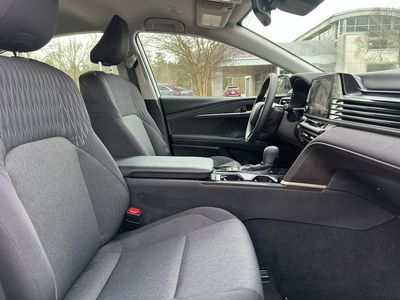 2025 Toyota Camry - Photo 29