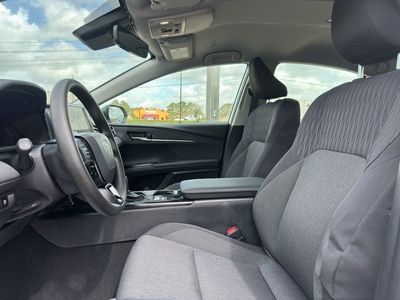 2025 Toyota Camry - Photo 13