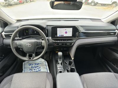 2025 Toyota Camry - Photo 26