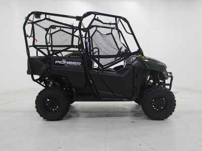 2026 Honda Pioneer 700 - Photo 8