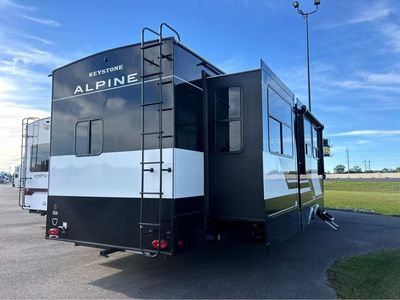 2026 Keystone Alpine Avalanche Edition - Photo 4