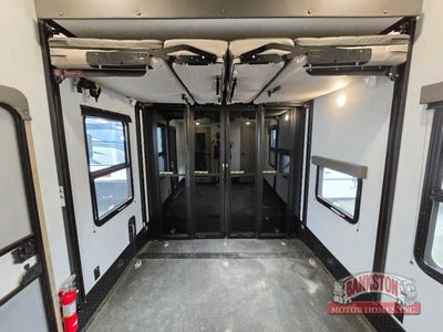 2023 Momentum M-Class 351MS - Photo 23