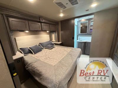 2022 Thor Motor Coach Magnitude - Photo 46