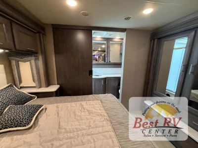 2022 Thor Motor Coach Magnitude - Photo 52