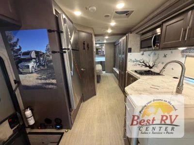 2022 Thor Motor Coach Magnitude - Photo 28