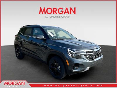 2026 Kia Seltos EX in Gray — front three-quarter view
