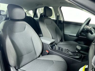 2026 Kia K4 — photo 30 view