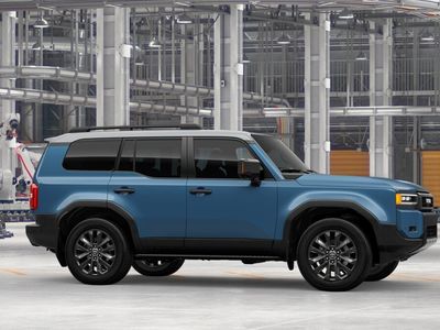 2026 Toyota Land Cruiser — photo 13 view