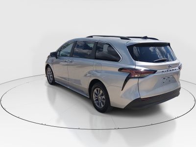 2024 Toyota Sienna - Photo 5