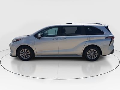 2024 Toyota Sienna - Photo 4
