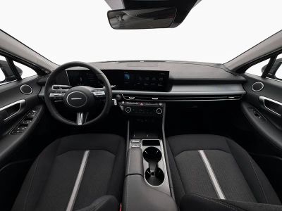 2026 Hyundai Sonata - Photo 13