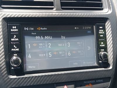 2024 Mitsubishi Outlander Sport — photo 17 view