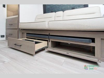 2027 Grand Design Transcend One — photo 23 view