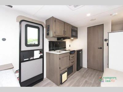 2027 Grand Design Transcend One — photo 17 view