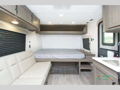 2027 Grand Design Transcend One — photo 19 view