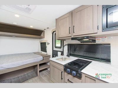2027 Grand Design Transcend One — photo 18 view