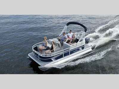 2026 SunChaser Vista Fish - Photo 1