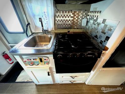 2018 Winnebago Minnie — photo 10 view