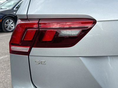 2023 Volkswagen Tiguan — photo 10 view