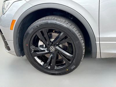2023 Volkswagen Tiguan — photo 40 view