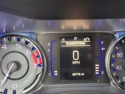 2016 Chrysler 200 - Photo 19