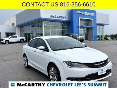 2016 Chrysler 200 - Photo 1