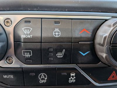 2022 Jeep Gladiator - Photo 20
