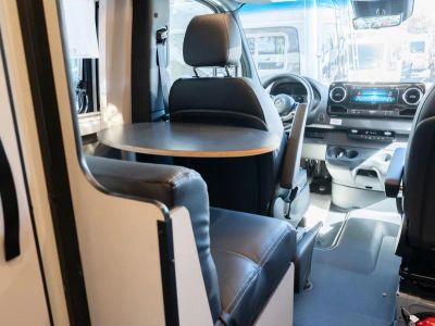 2026 Winnebago REVEL SPORT - Photo 11