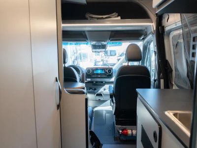2026 Winnebago REVEL SPORT - Photo 4