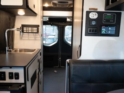 2026 Winnebago REVEL SPORT - Photo 5