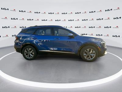 2023 Kia Sportage — photo 9 view