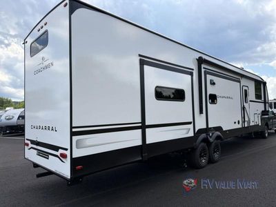 2027 Coachmen RV Chaparral - Photo 9