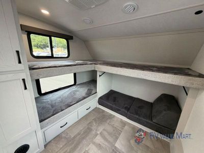 2027 Coachmen RV Chaparral - Photo 27
