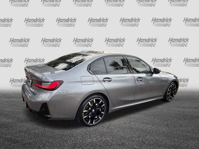 2026 BMW 3 Series 330i xDrive - Photo 9